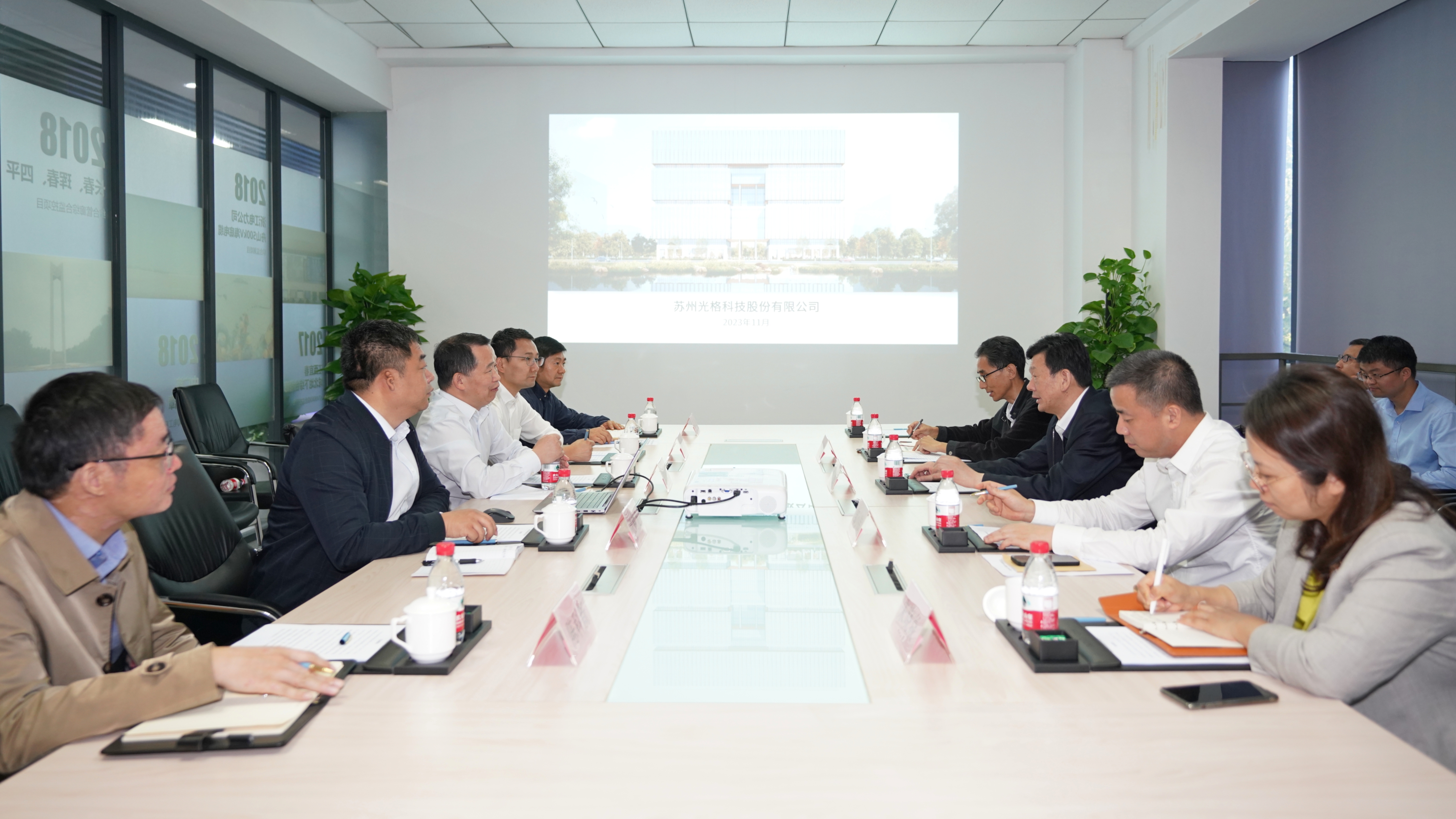 蘇州市委常委、園區(qū)黨工委書記沈覓一行走訪調(diào)研光格科技